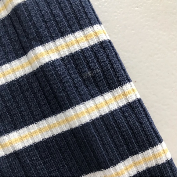 PacSun Basics // NWOT Striped Long-sleeve Crop-Top - Picture 3 of 3